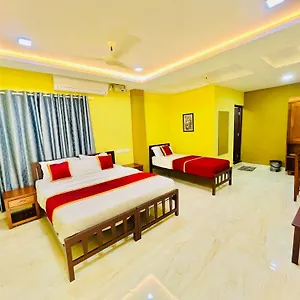 Madaparambil Residency Hotel